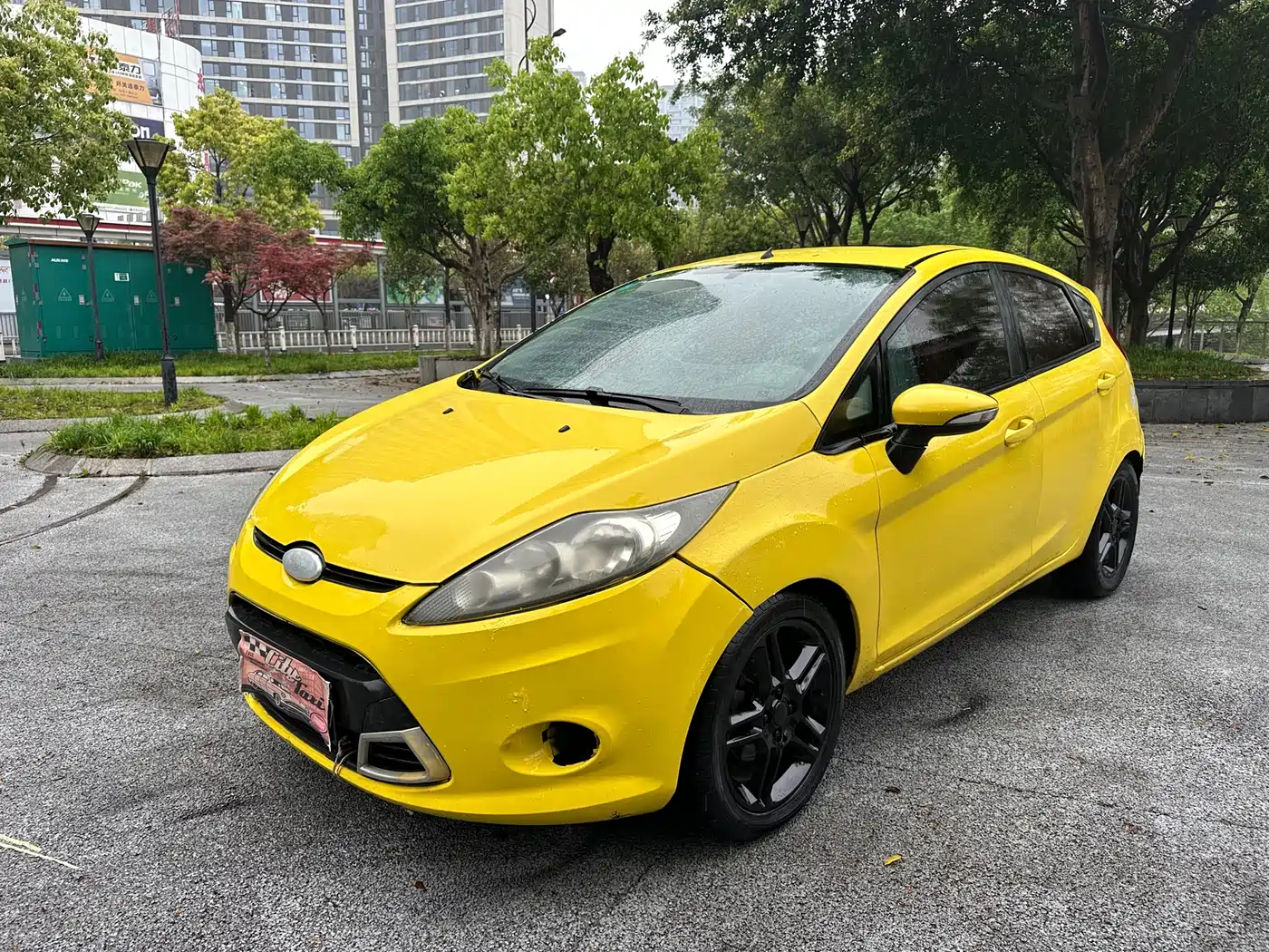 Фото 1 - Ford Fiesta