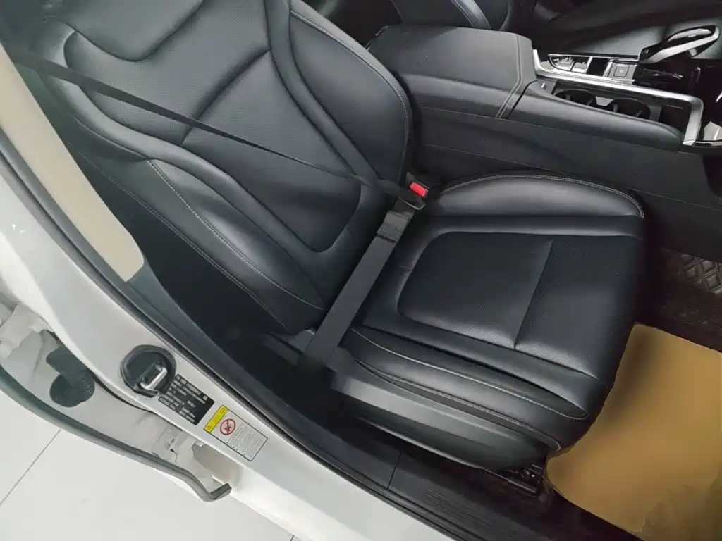 Besturn B70 2024 2023 3rd Generation 1.5T Automatic Comfort