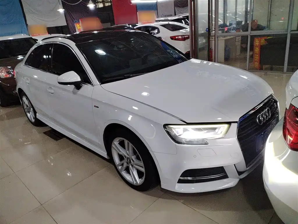 Audi A3 2019 Limousine 35 TFSI Fashion China V фото 4