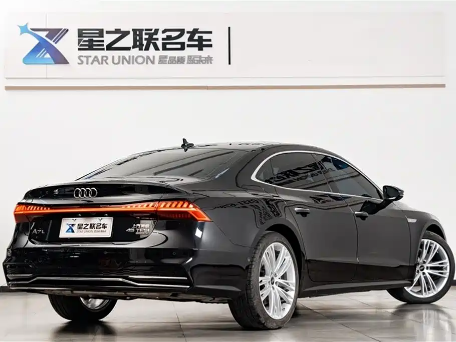 Audi A7L 2024 45 TFSI quattro Premium Luxury фото 7