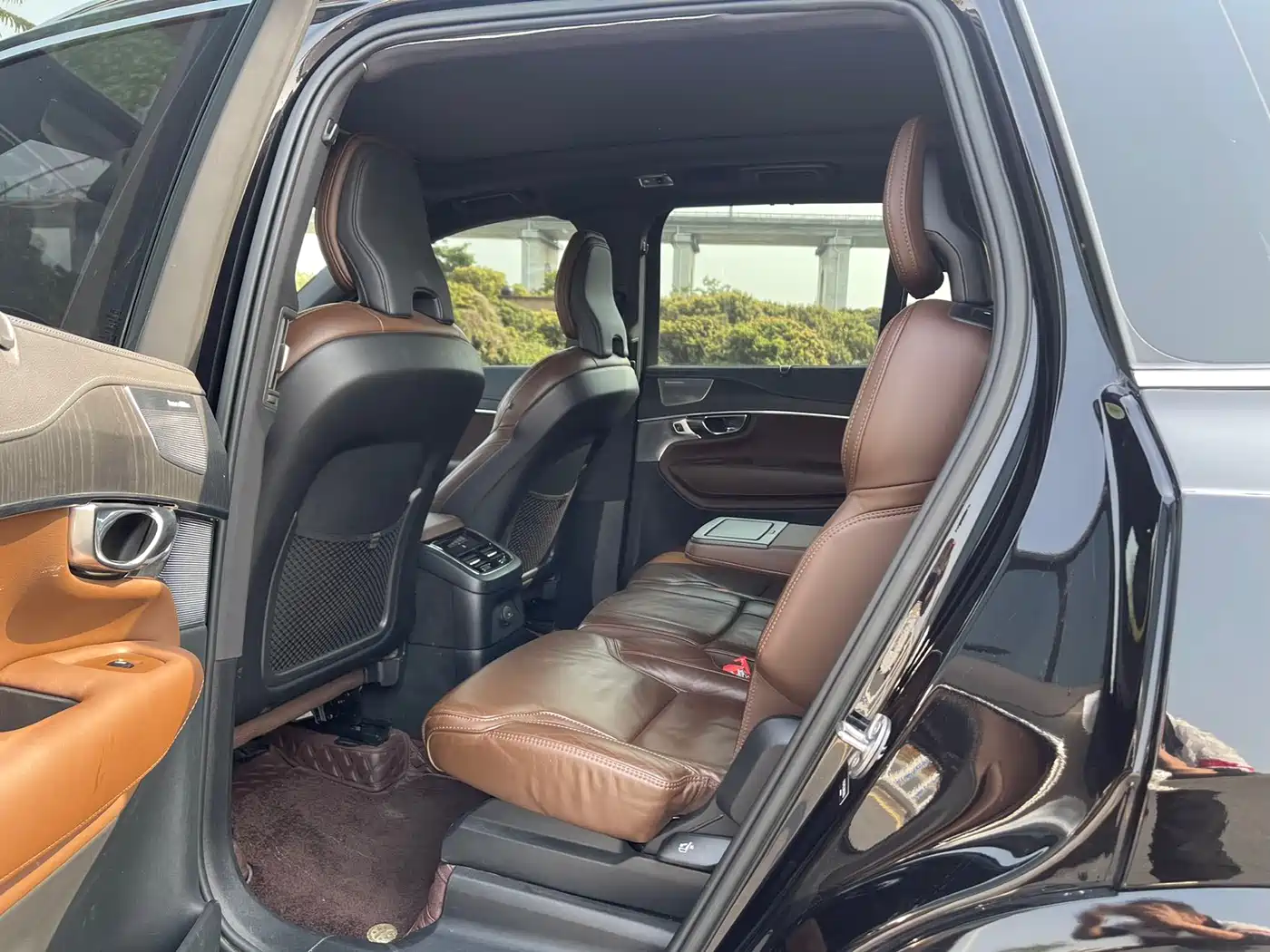 Volvo XC90 Plug-in Hybrid 2022 2022 Facelift E-Drive Hybrid T8 Intelligent Premium Luxury 7-Seater