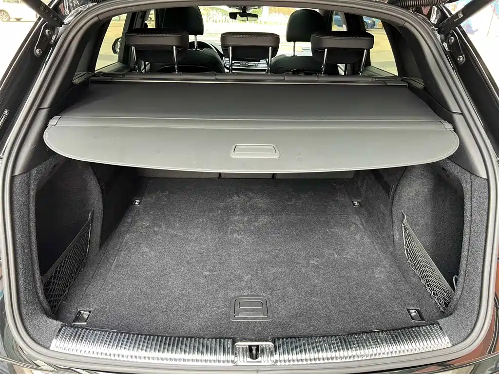 Audi Q5L 2023 40T Luxury Dynamic фото 29