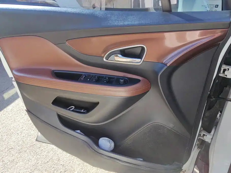 Buick Encore 2013 2013 1.4T Automatic 2WD Leading