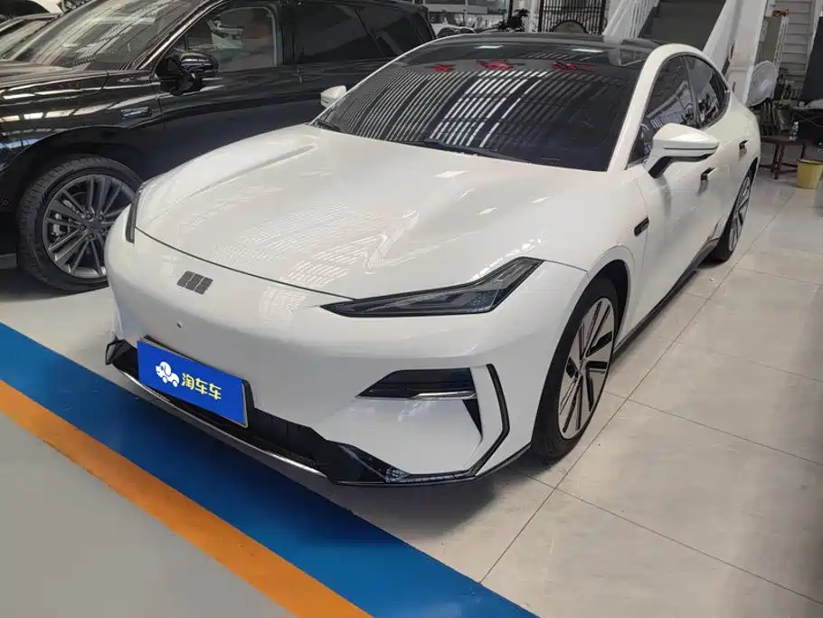 Geely Galaxy Galaxy E8 2024 2024 550km RWD MAX