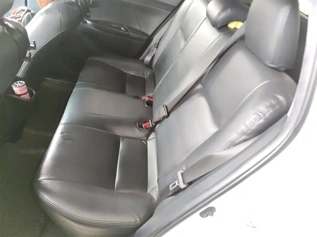Toyota YARiS L Zhi Xuan 2019 1.5E CVT MeiDong Edition China VI фото 17