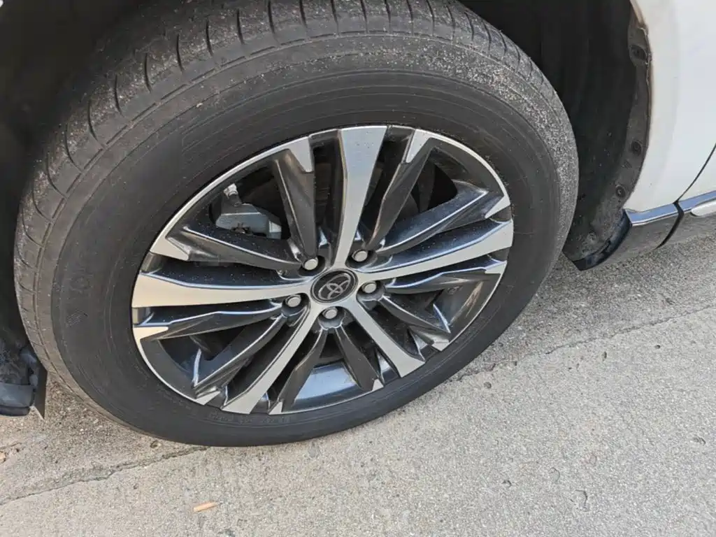 Toyota Venza 2023 2023 2.0L CVT FWD Luxury