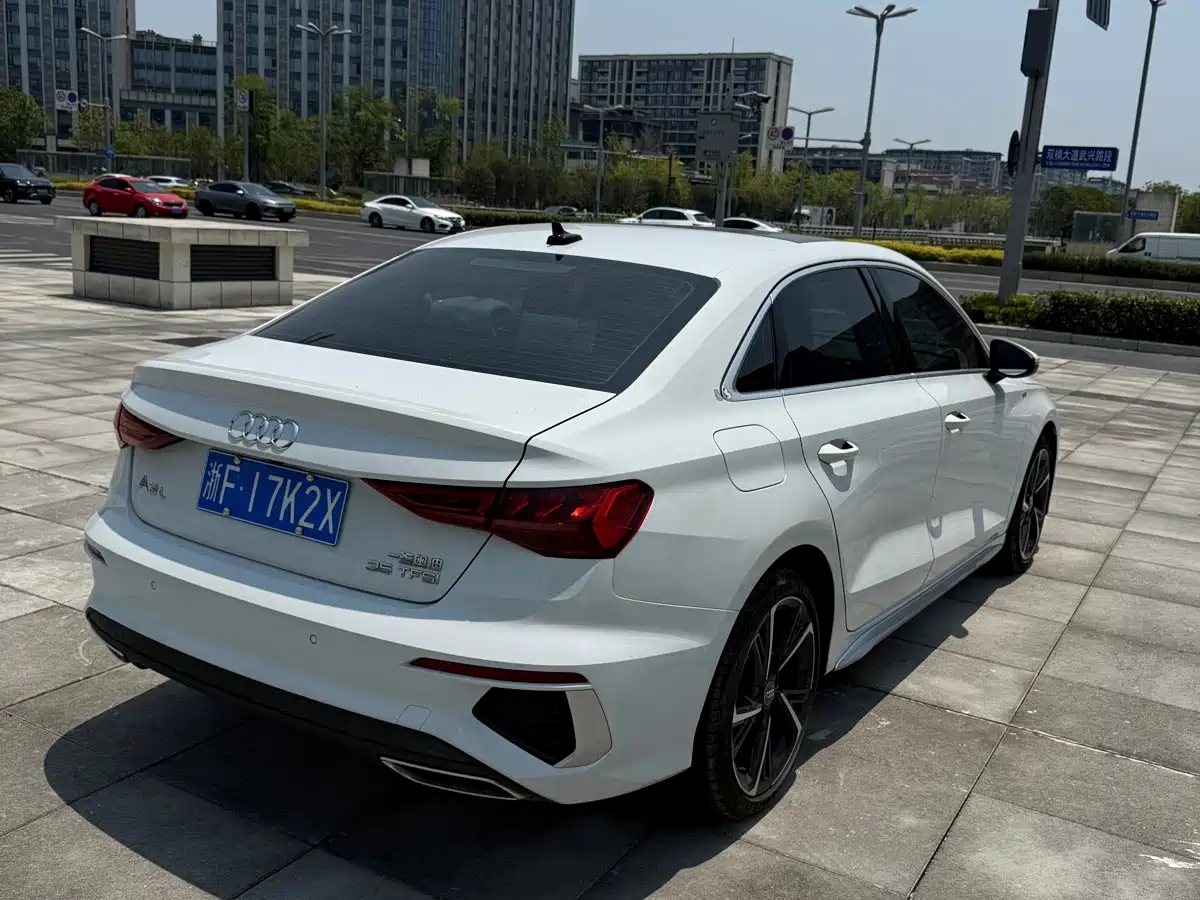 Photo 7 - Audi A3
