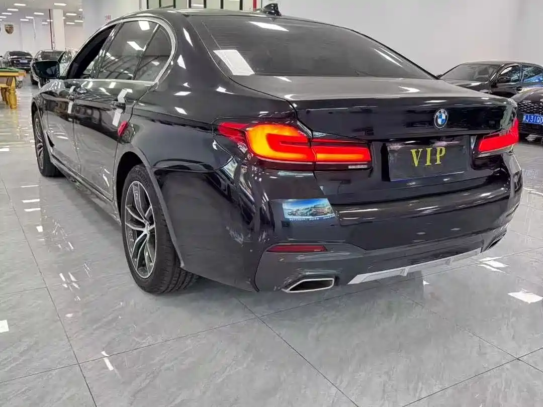 BMW 5 Series 2022 525Li M Sport Package фото 7