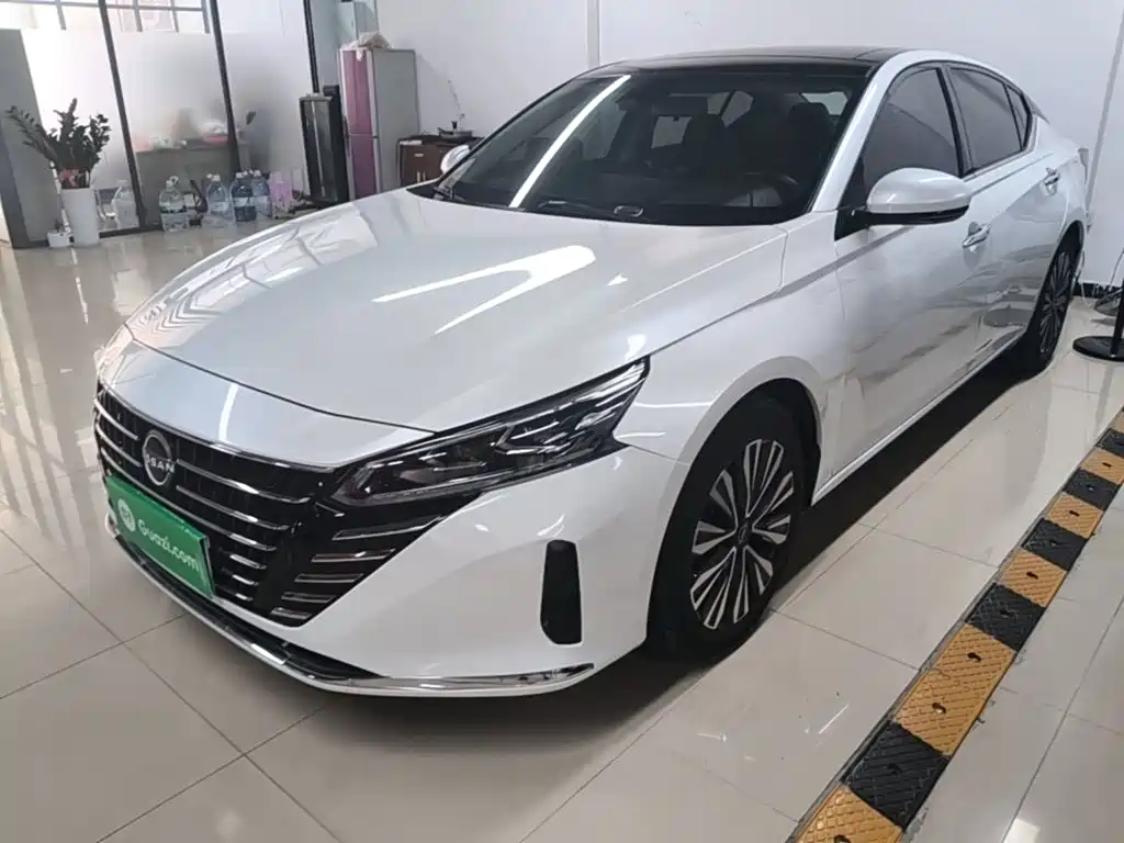 Nissan TEANA, миниатюра 2