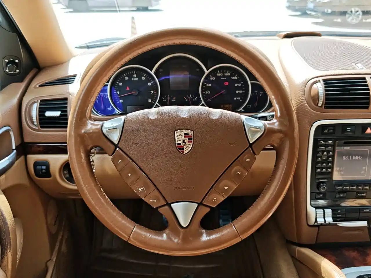 Porsche Cayenne 2006 Cayenne S 4.5L AT фото 16