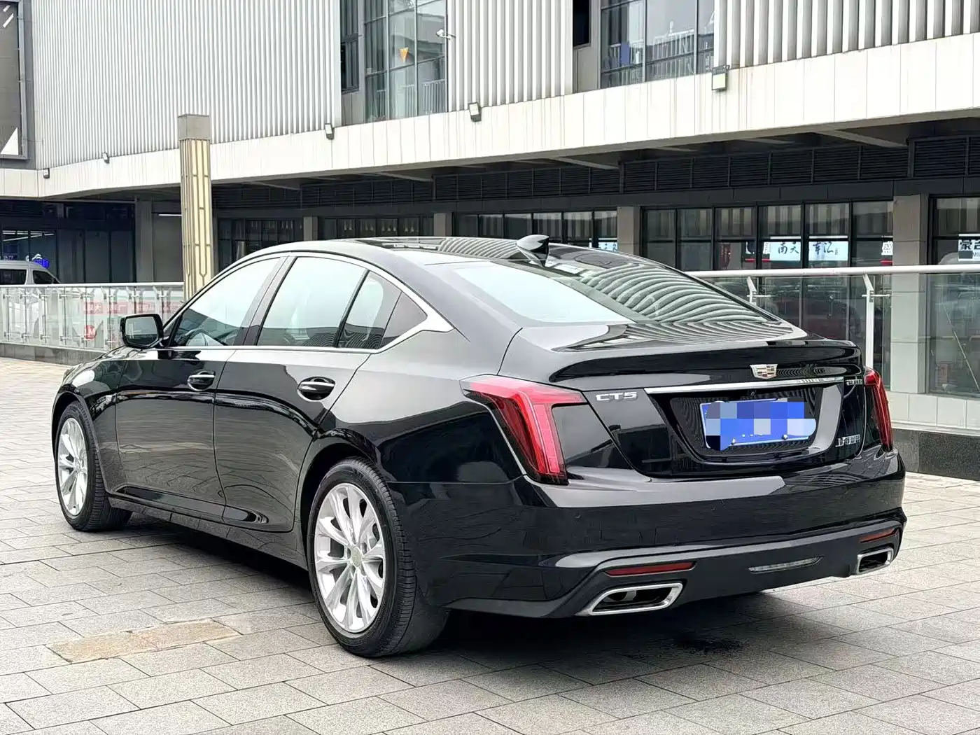 CADILLAC CT5
