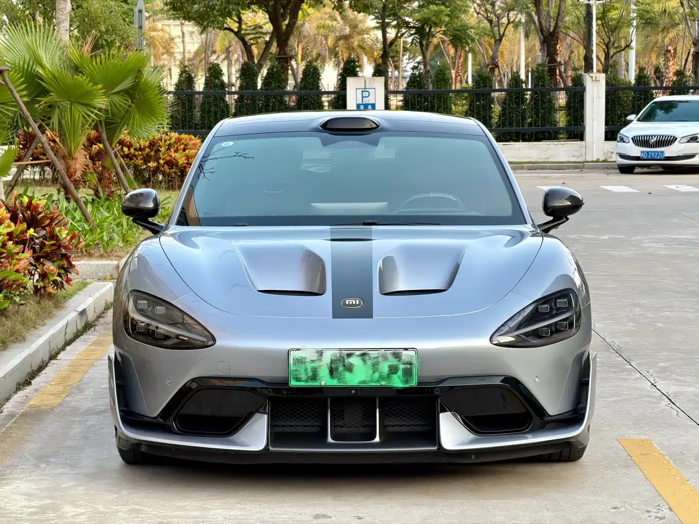 XIAOMI CAR XIAOMI SU7 ULTRA