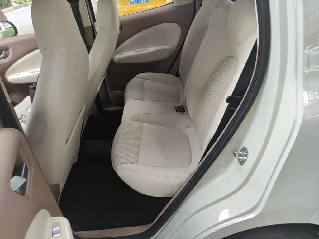 Wuling Motors Hongguang MINIEV 2026 2025 4-Door Advanced