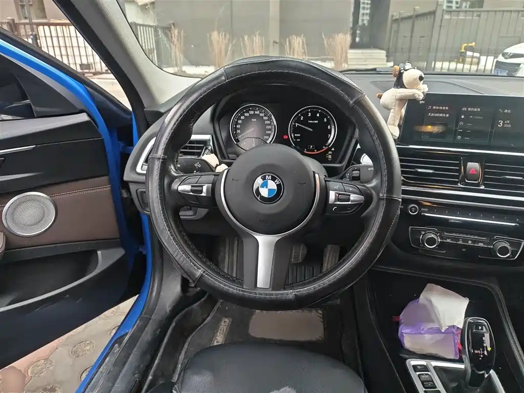 BMW 1 Series 2021 120i M Sport Shadow Edition фото 3