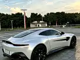 Фото 3 - Aston Martin Vantage