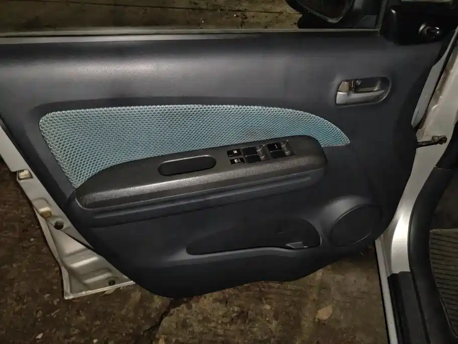 Suzuki Splash 2012 2012 1.4VVT Elite