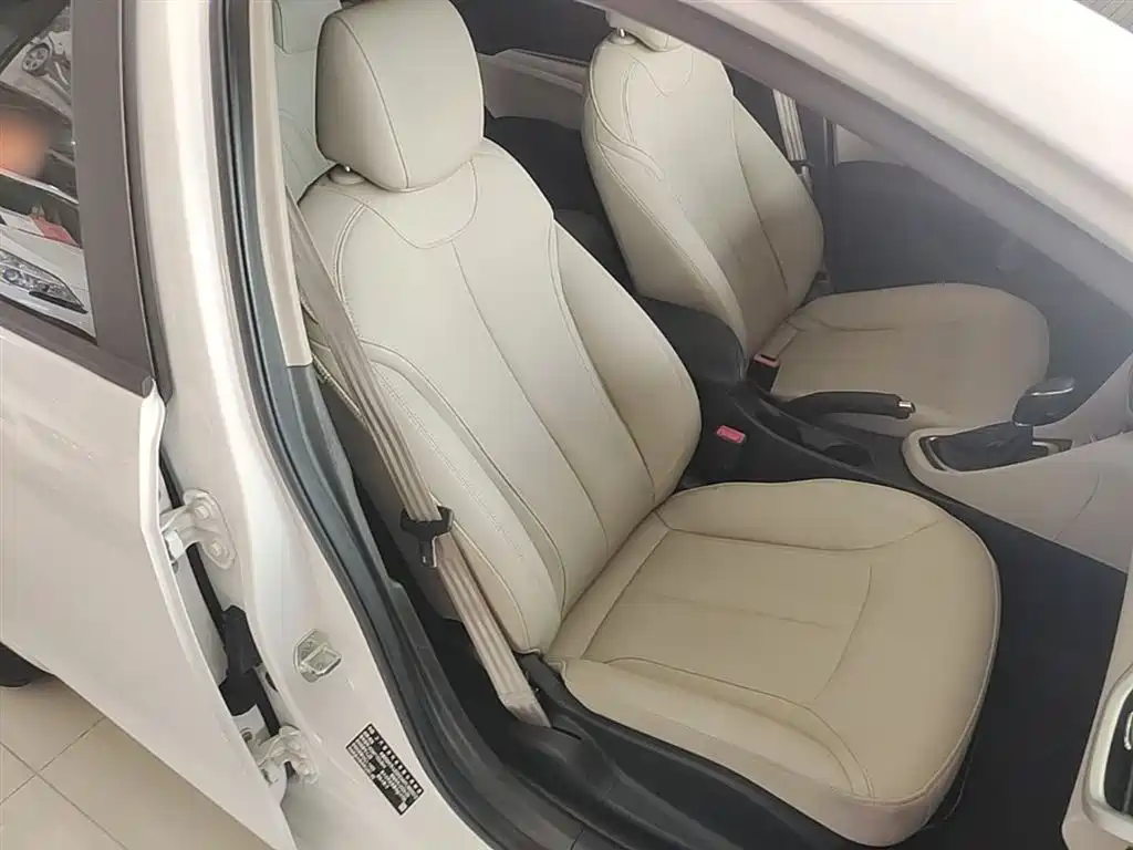Buick Excelle 2021 Exemplar 1.5L Auto Elite фото 25