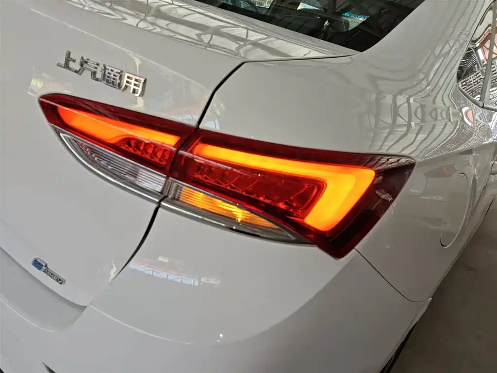 Buick Excelle 2021 Facelift 1.3T Auto Mild Hybrid Progressive фото 8