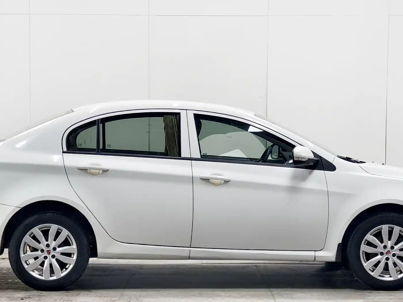 Roewe 350 2015 2014 1.5L Manual Swift Edition