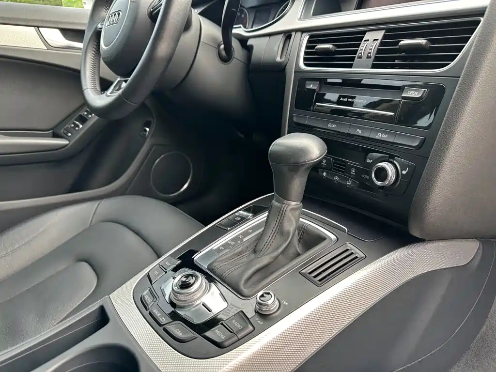 Audi A4 (Import) 2016 2014 40 TFSI allroad quattro plus