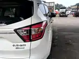 Фото 8 - Ford Kuga