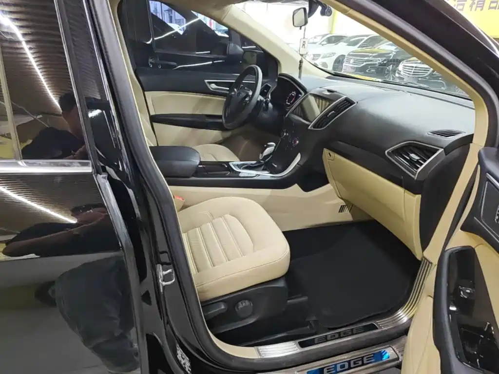 Ford Edge 2017 2016 EcoBoost 245 2WD Elite 5-Seater