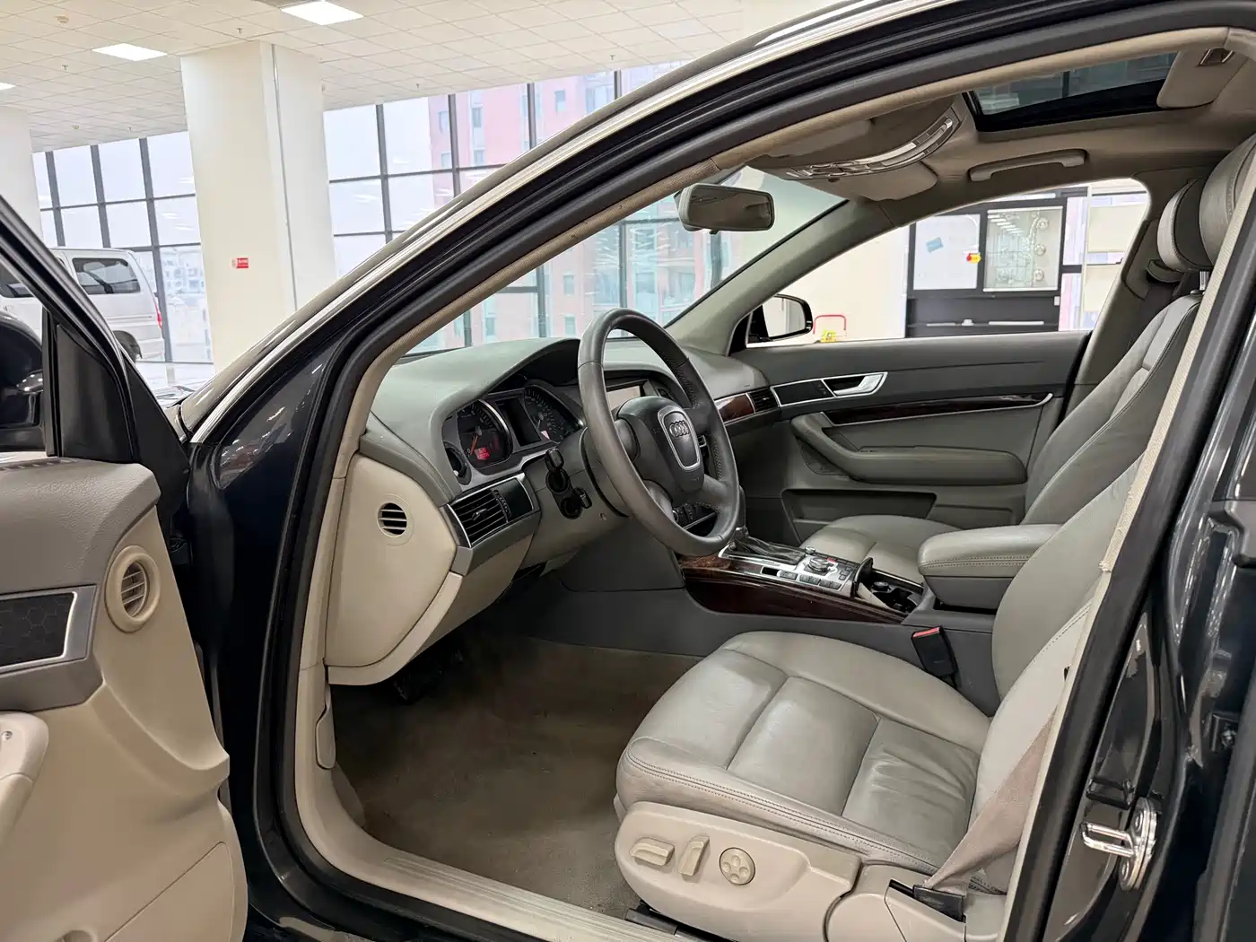 Audi A6L 2008 2.4L Comfort фото 7