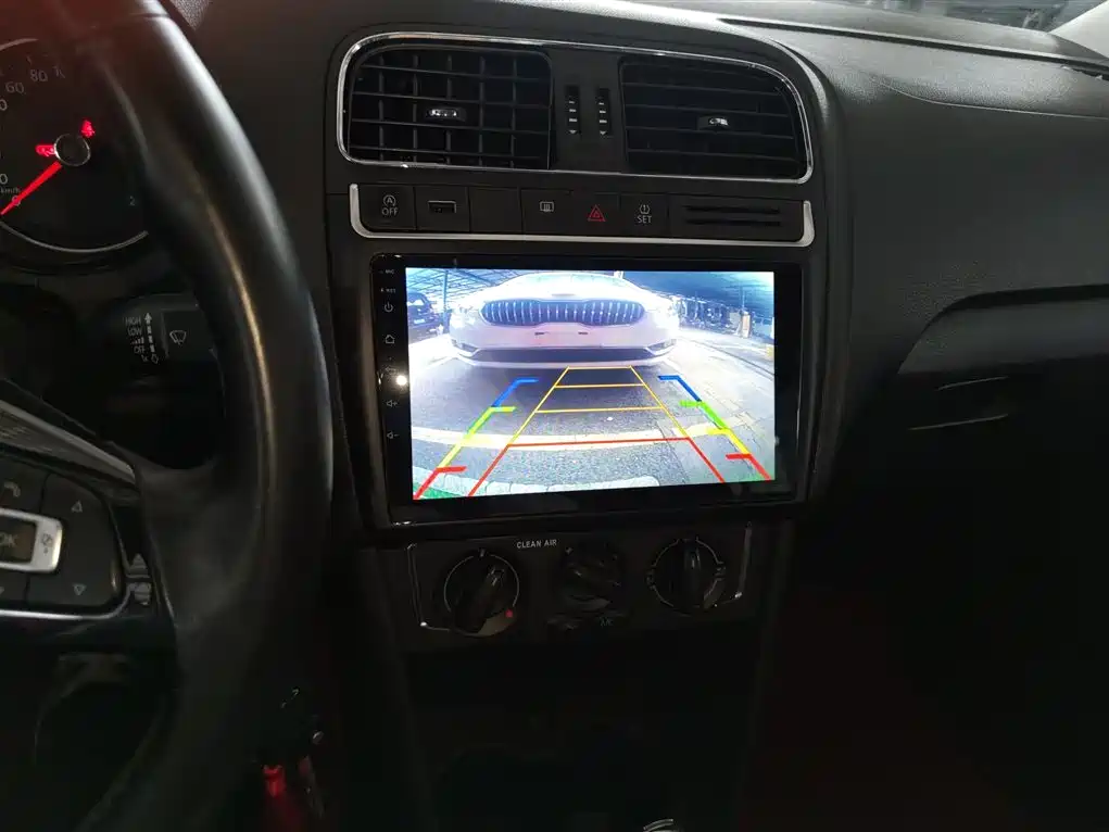 Volkswagen Polo 2018 1.5L Auto Comfort фото 13