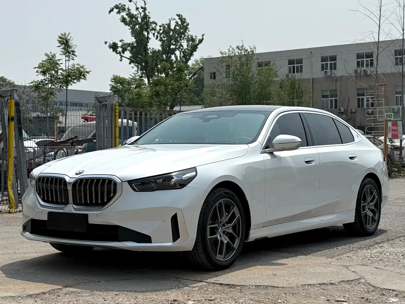 BMW 5 Series 2024 530Li Leading Model Luxury Package