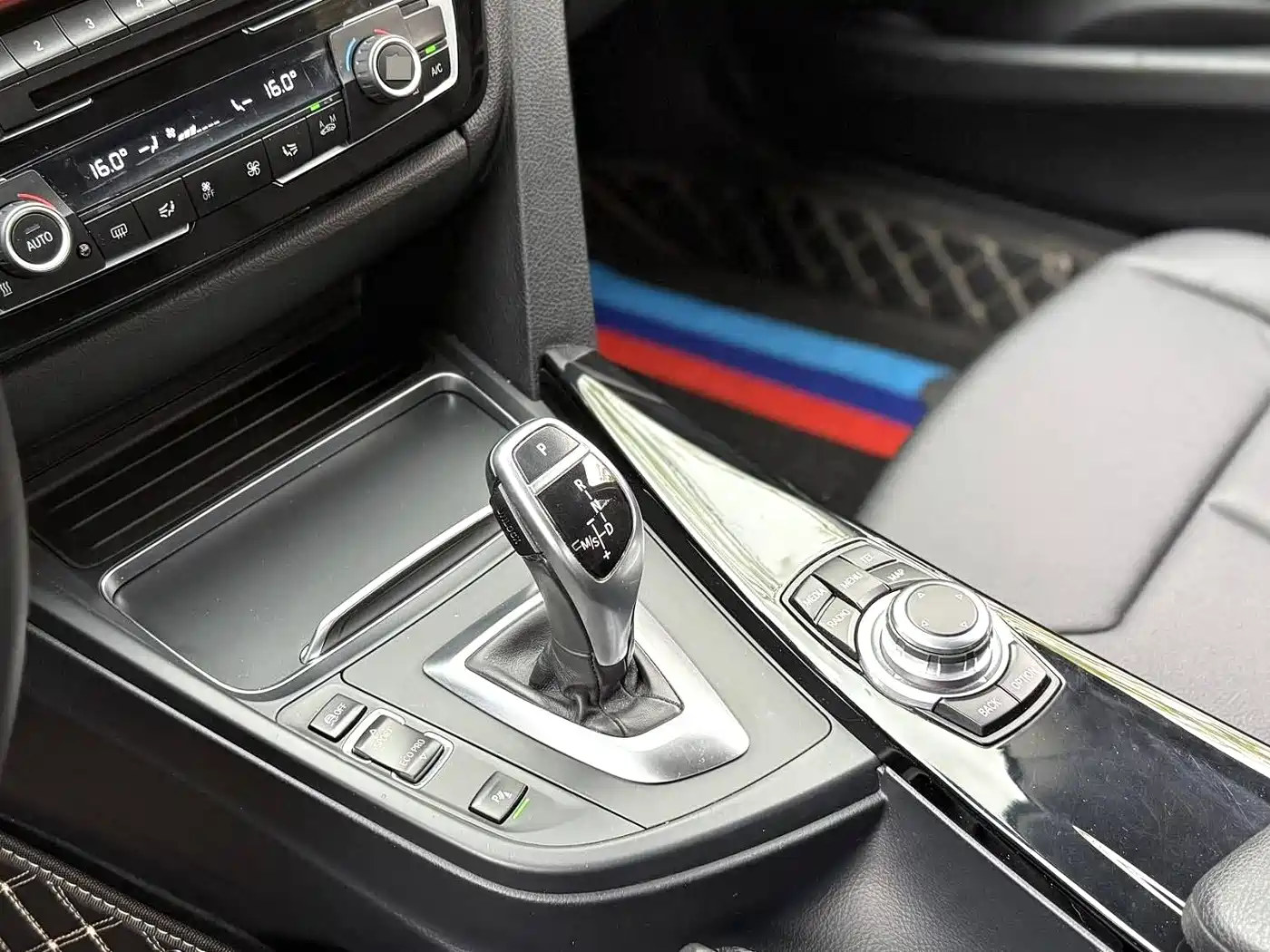 BMW 3 Series 2017 320Li M Sport фото 7