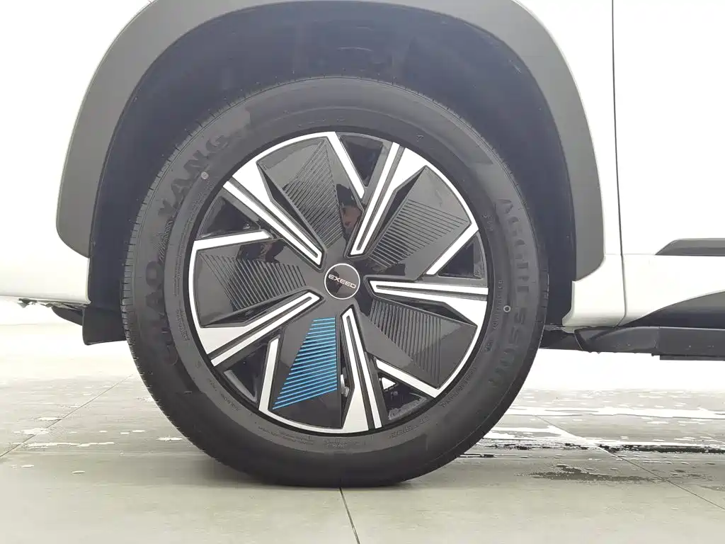 Exeed Chasing Wind C-DM 2025 2024 C-DM 1.5TCI 105KM Luxury Edition