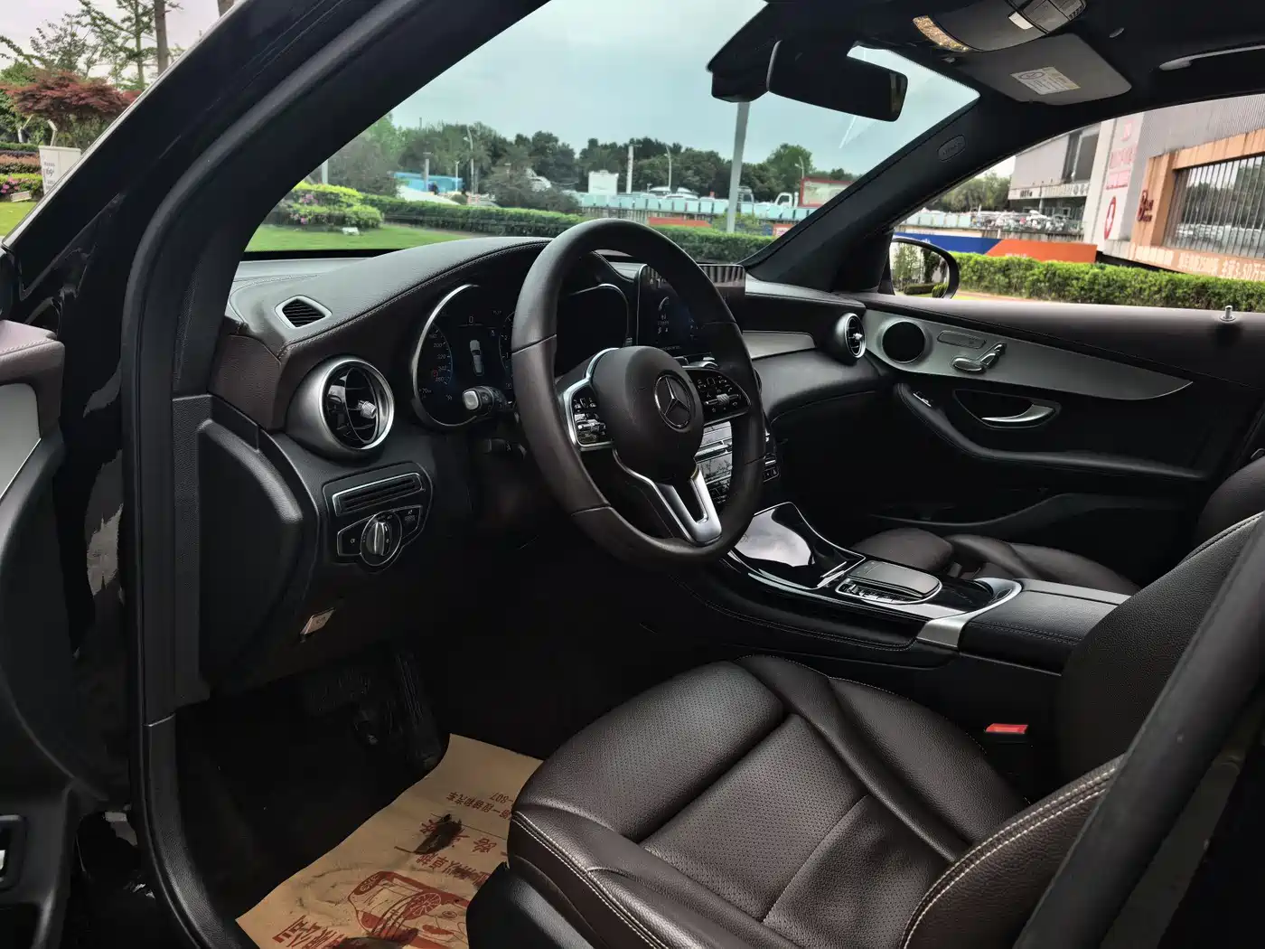 Mercedes-Benz GLC 2022 Facelift II GLC 260 L 4MATIC Sport Model фото 4