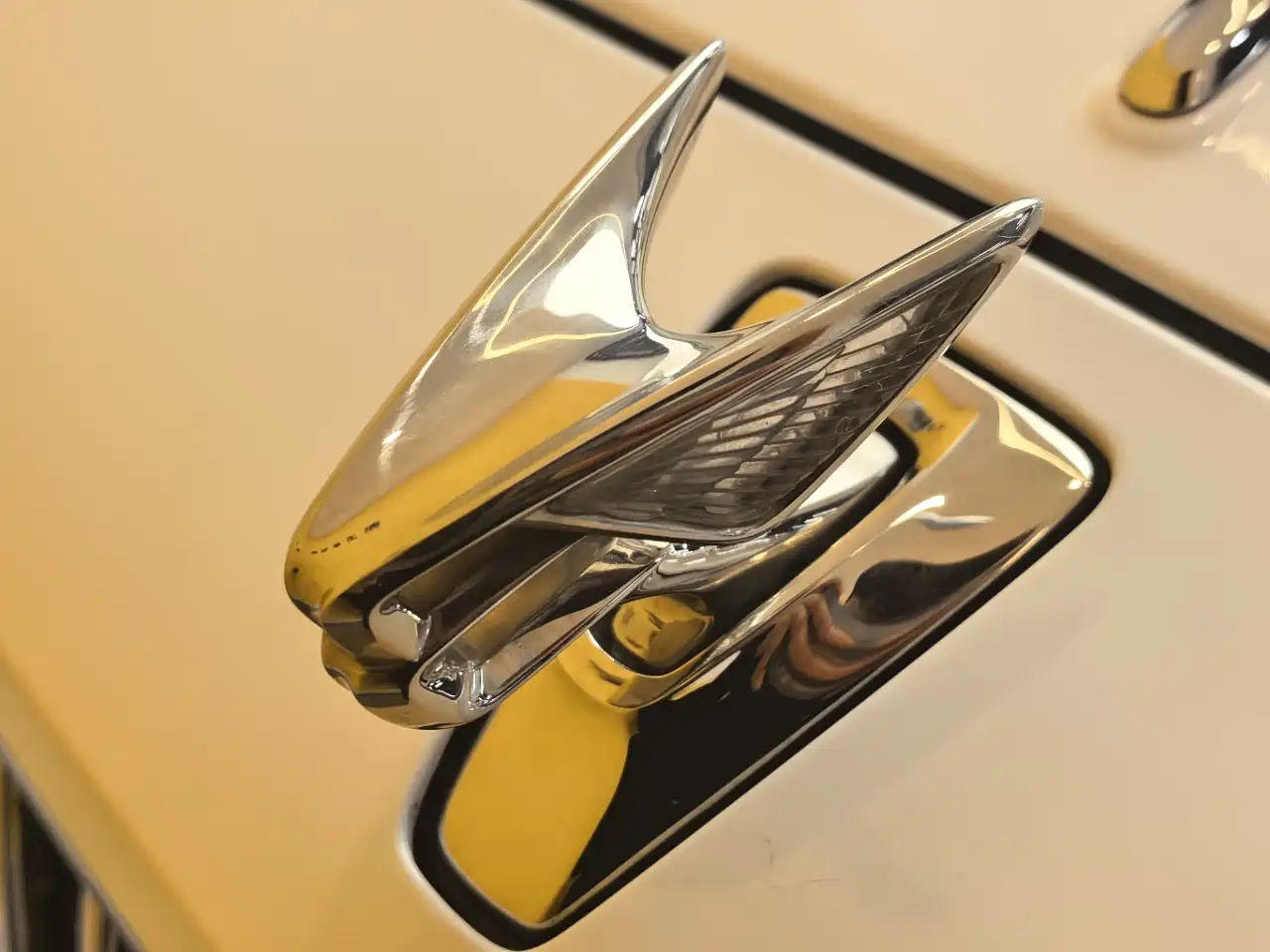 BENTLEY FLYING SPUR PLUG IN HYBRID