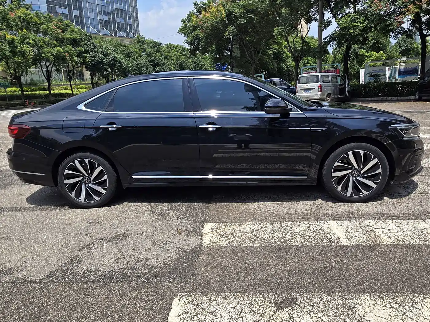 Фото 6 - Volkswagen Passat