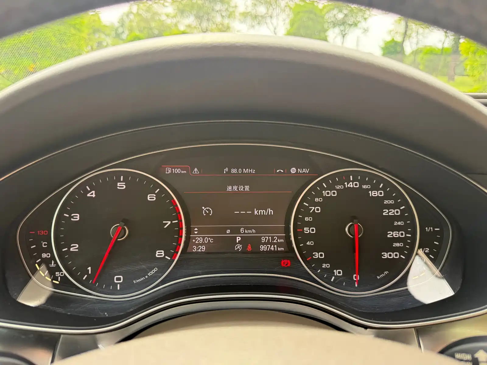 Фото 20 - Audi A6L