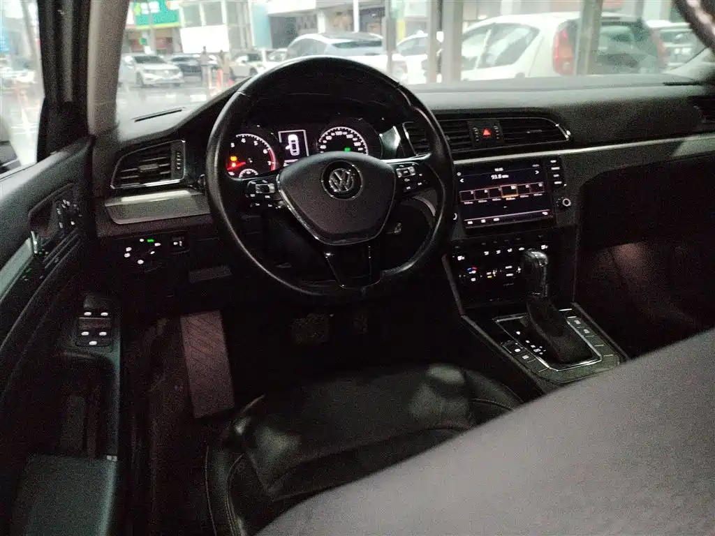 Volkswagen Lamando 2018 280TSI DSG Comfort Edition фото 11