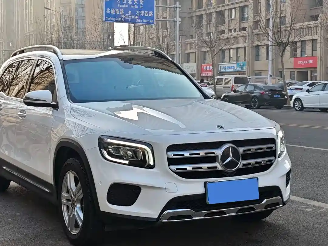 Mercedes-Benz GLB 2020 GLB 200 Dynamic фото 3
