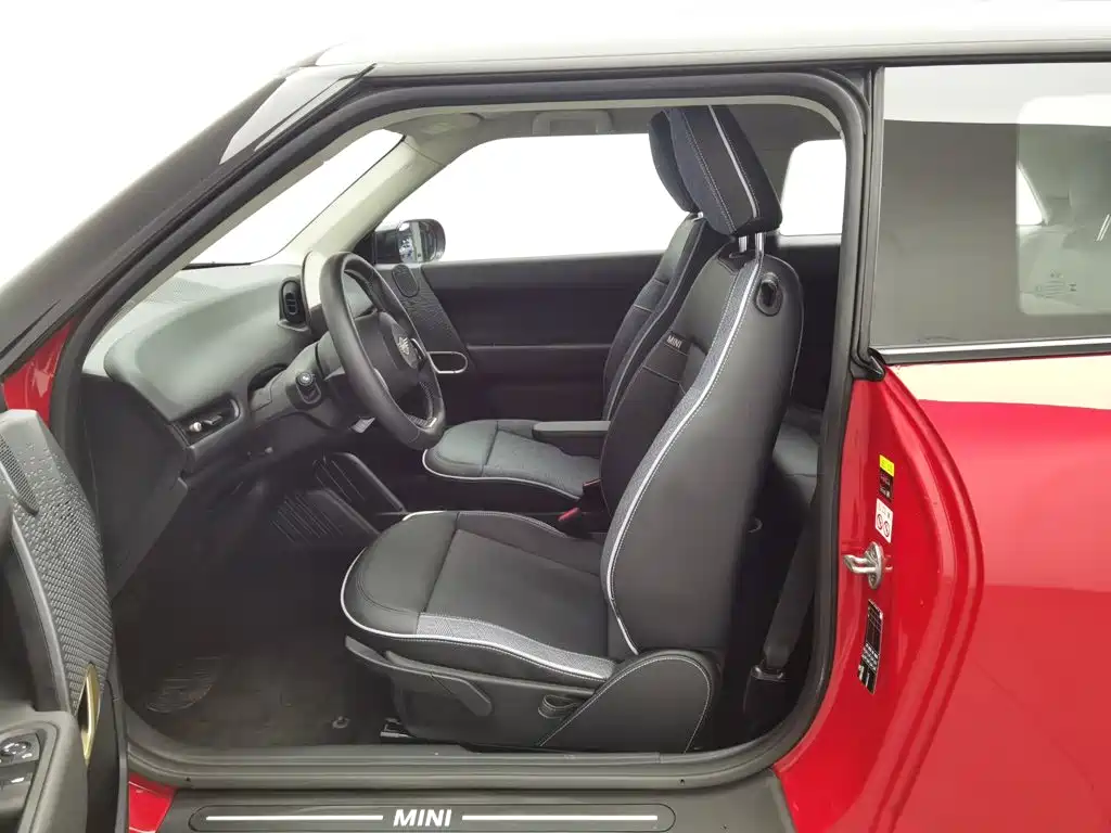 MINI Electric MINI COOPER 2024 2024 456km COOPER E Classic