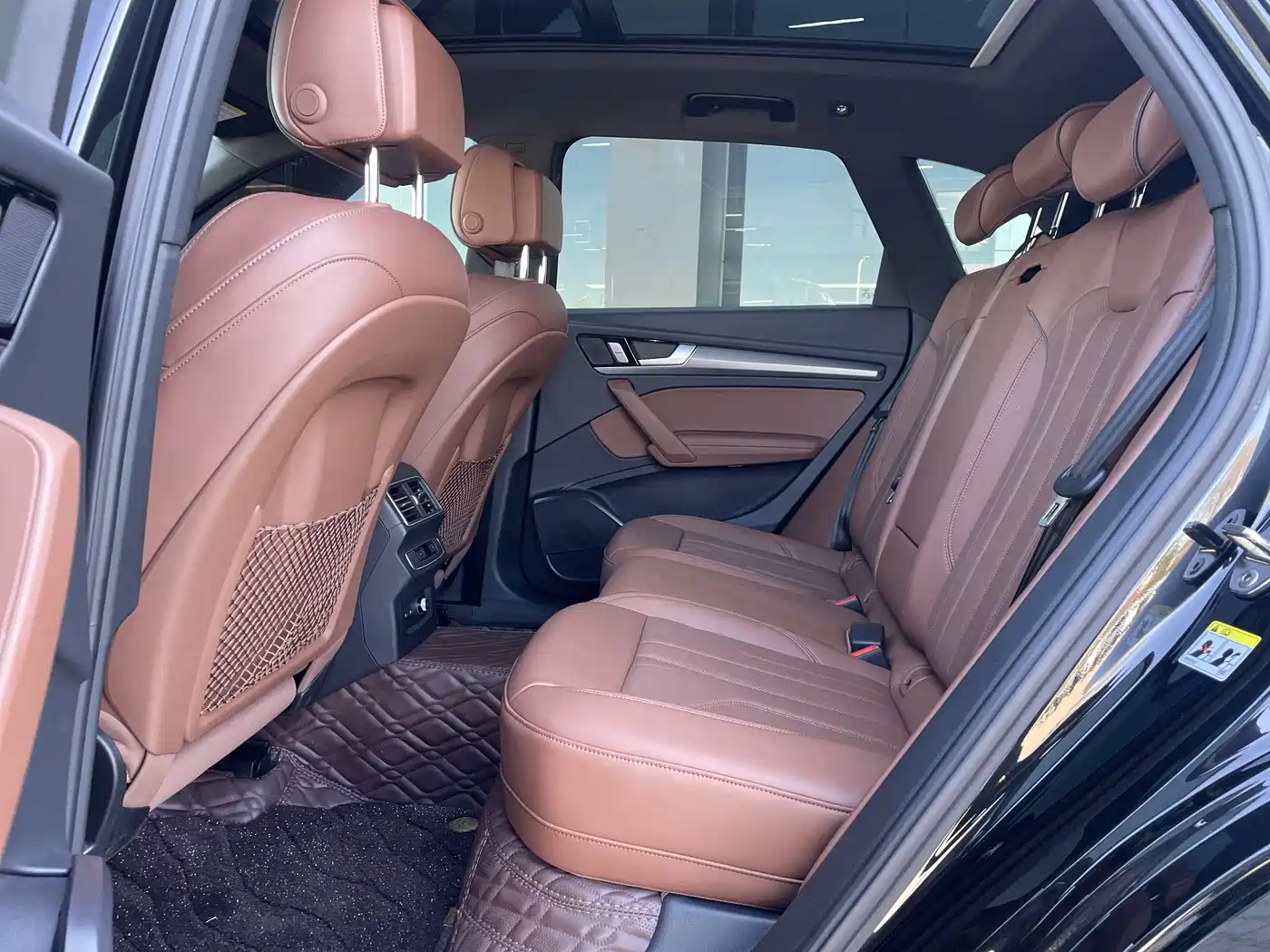 Audi Q5L 2025 40 TFSI Luxury Dynamic фото 10