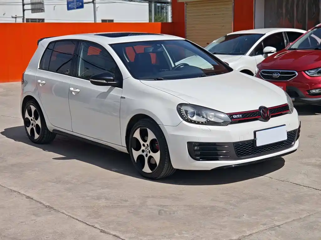 Volkswagen Golf GTI 2013 2012 2.0TSI GTI