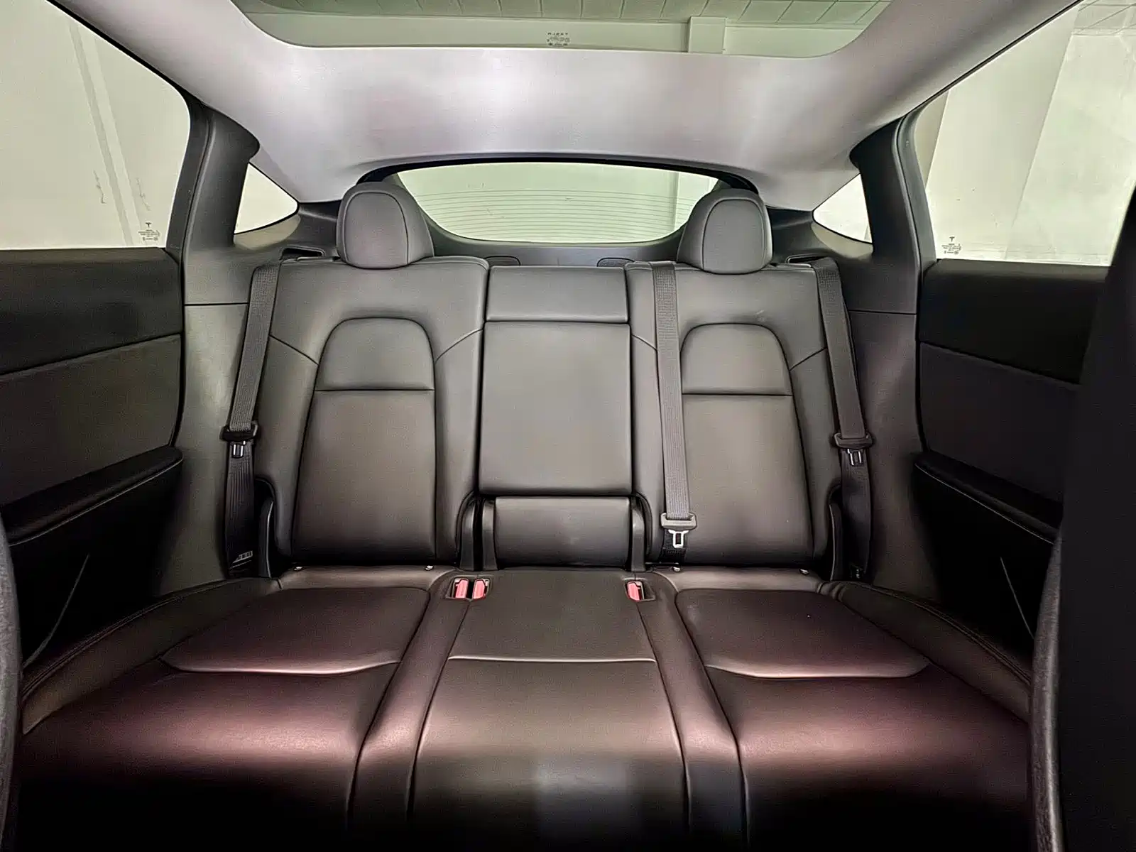 Фото 9 - Tesla Model Y