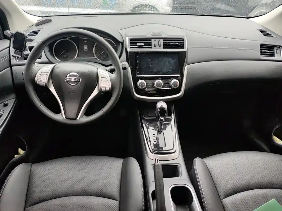 Nissan Tiida 2024 2024 1.6L CVT Smart Drive Edition