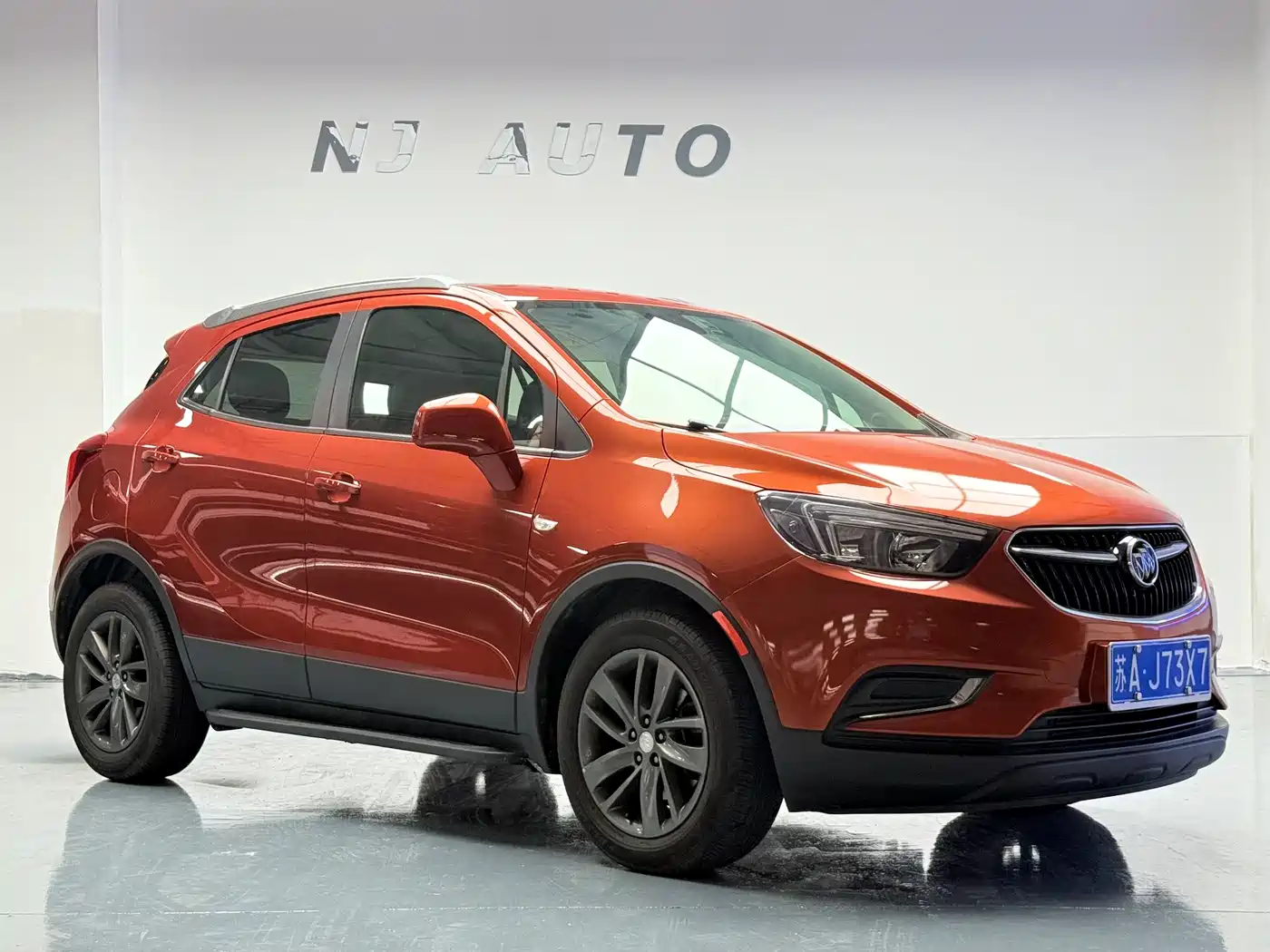 Buick Encore 2016 18T Automatic 2WD Urban Leading фото 3