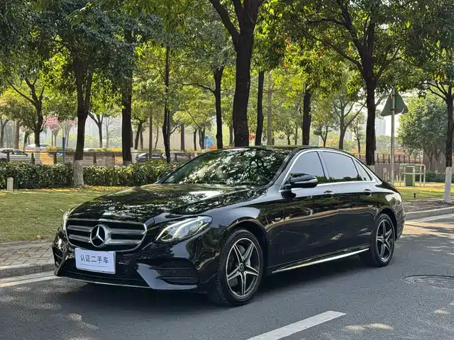 MERCEDES-BENZ E CLASS