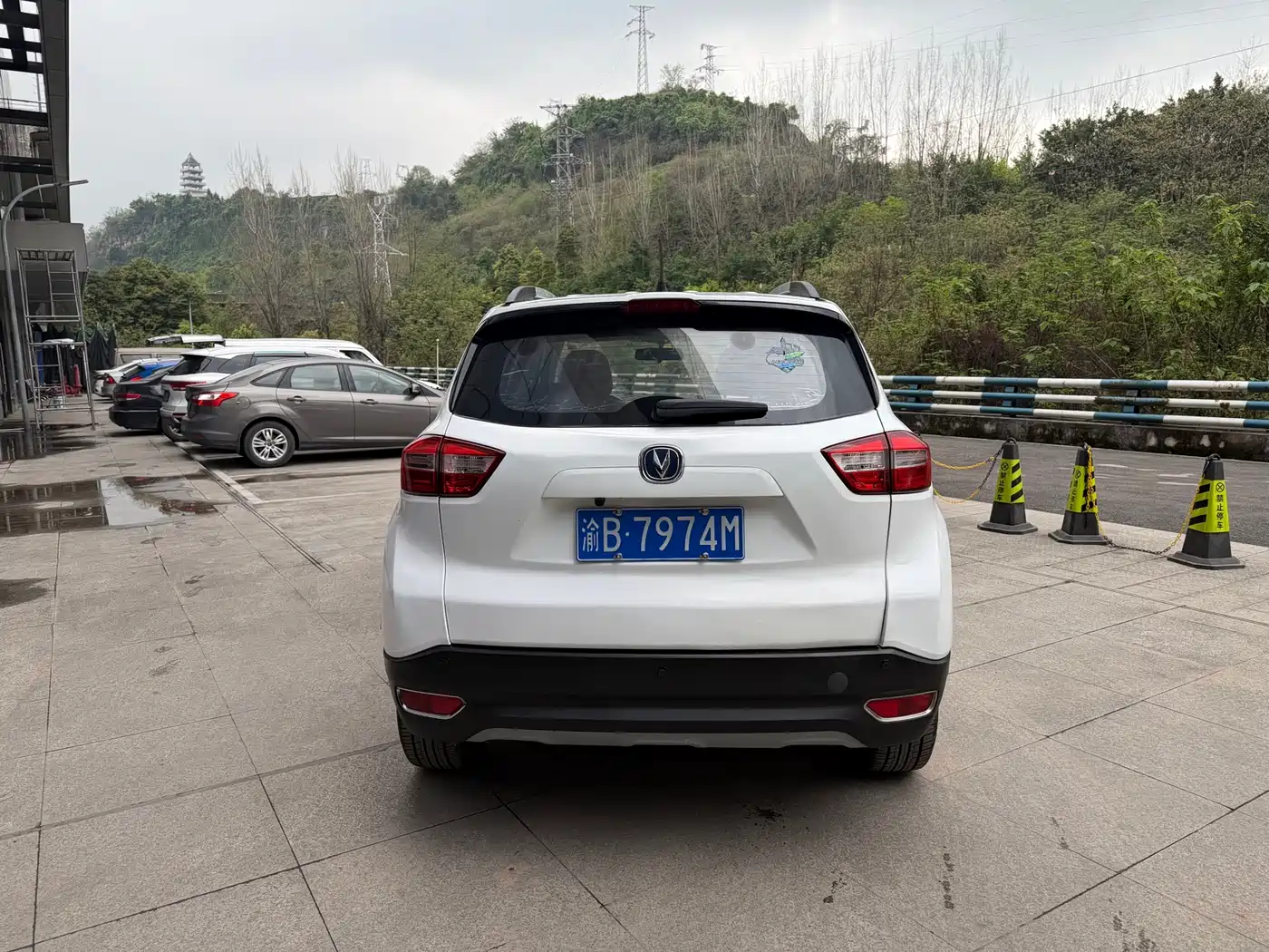 CHANGAN CS15
