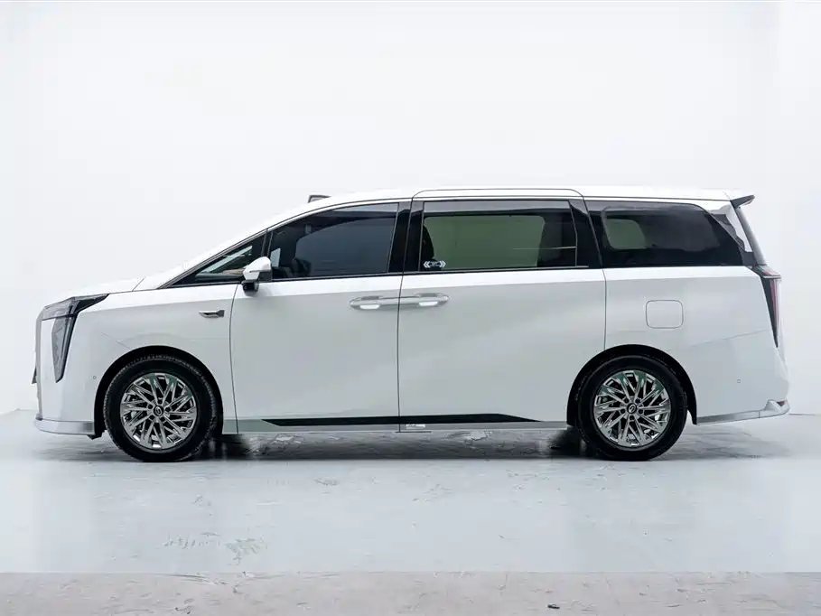 GAC Trumpchi Trumpchi Xiangwang M8 2025 2025 Model QianKun Series Ultra First Class