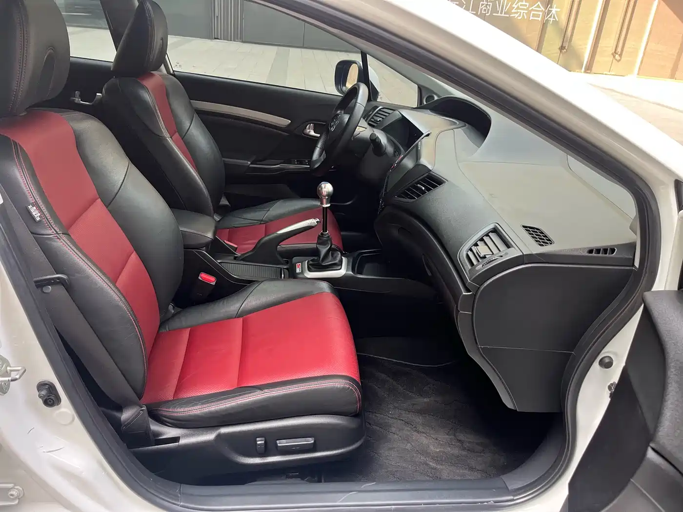Honda Civic 2014 2.4L Manual Si фото 22