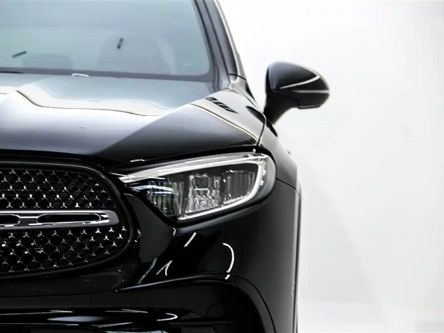 Mercedes-Benz GLC 2024 GLC 260 L 4MATIC Luxury 5-seater фото 10