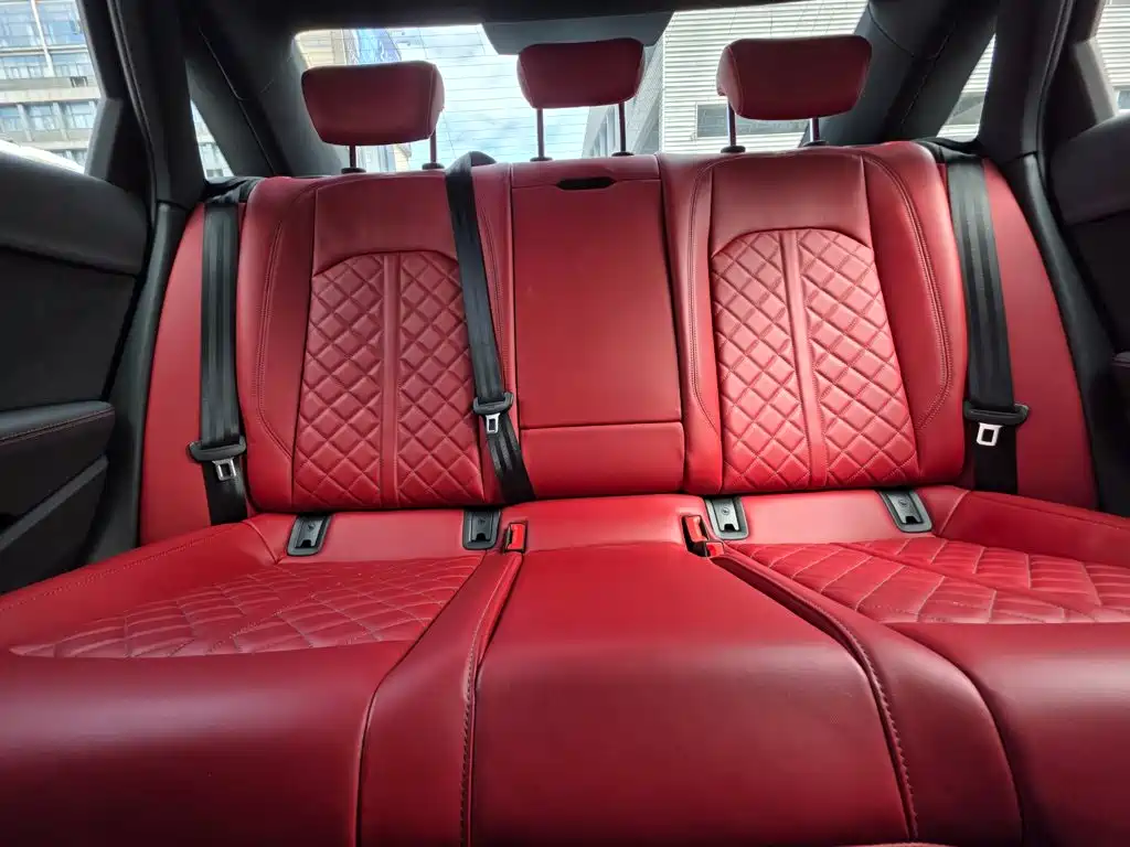 Photo 14 - Audi S4