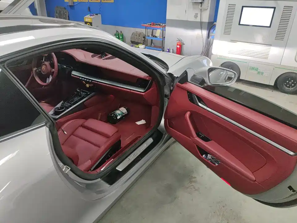 Photo 8 - Porsche 911